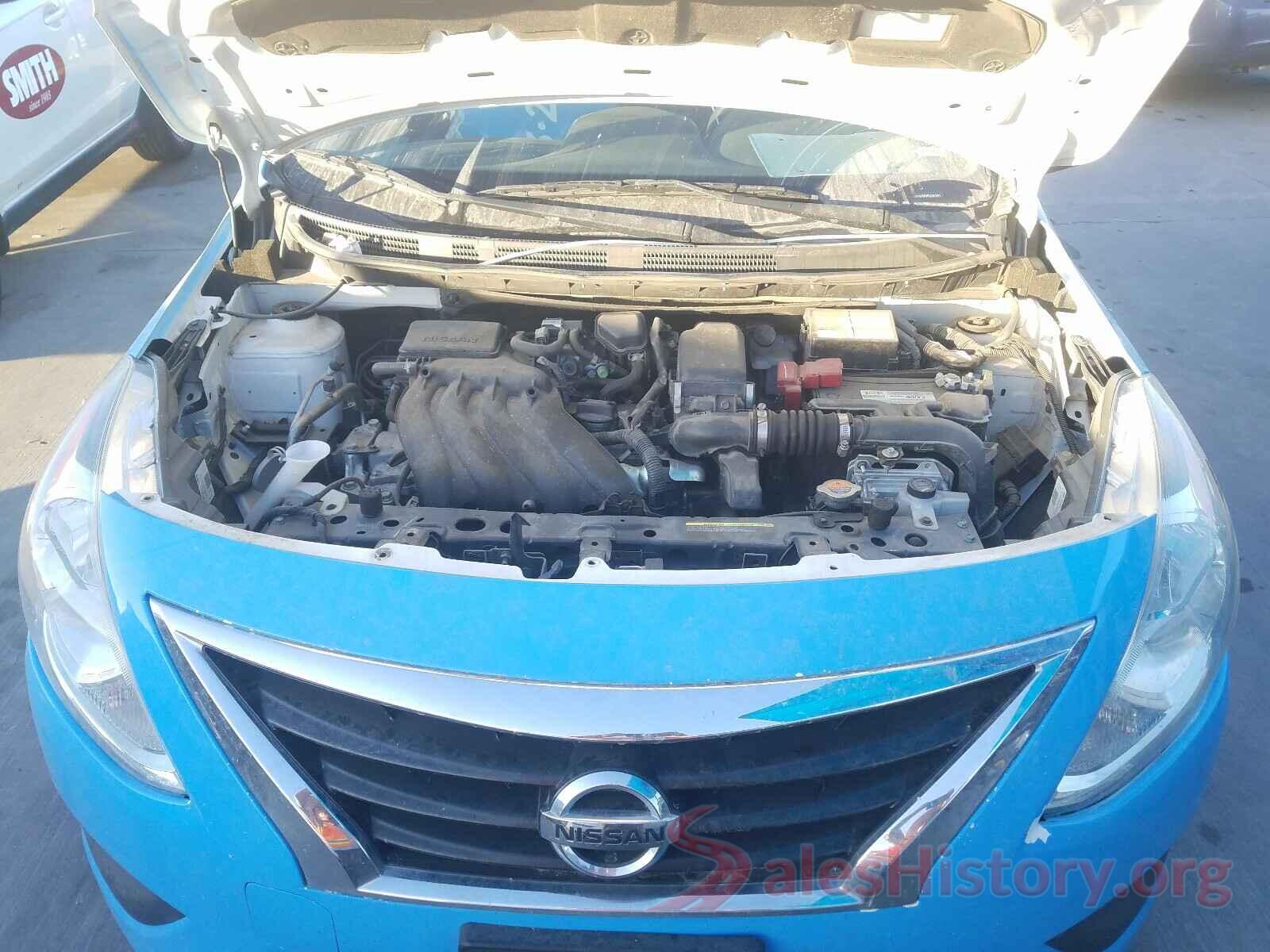 3N1CN7AP0JL841021 2018 NISSAN VERSA