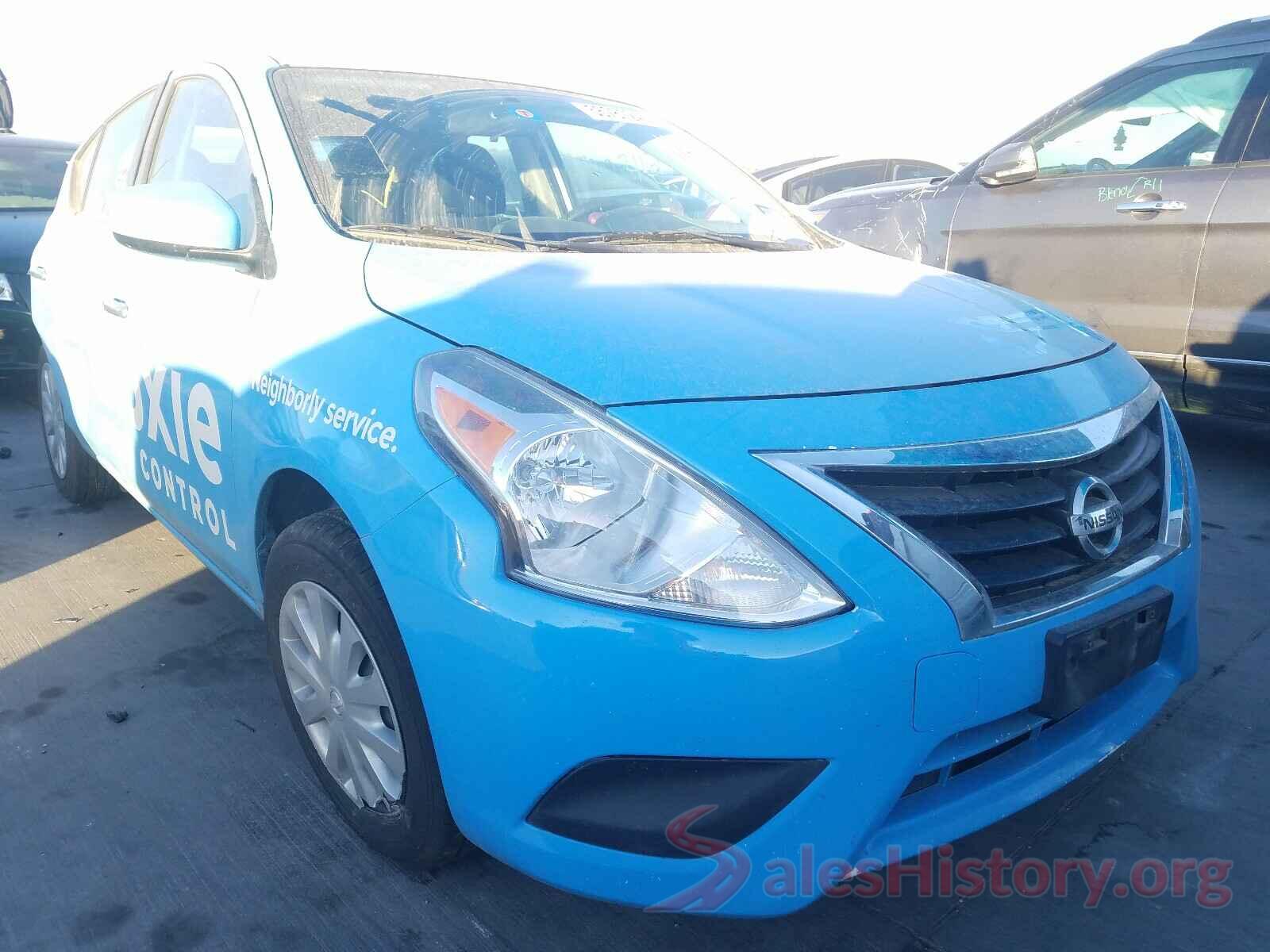 3N1CN7AP0JL841021 2018 NISSAN VERSA