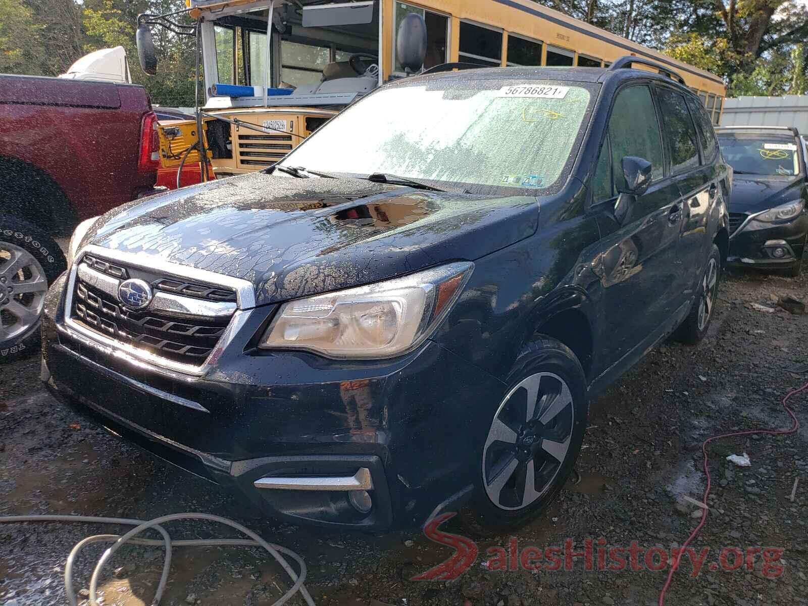 JF2SJAGC4JH611780 2018 SUBARU FORESTER