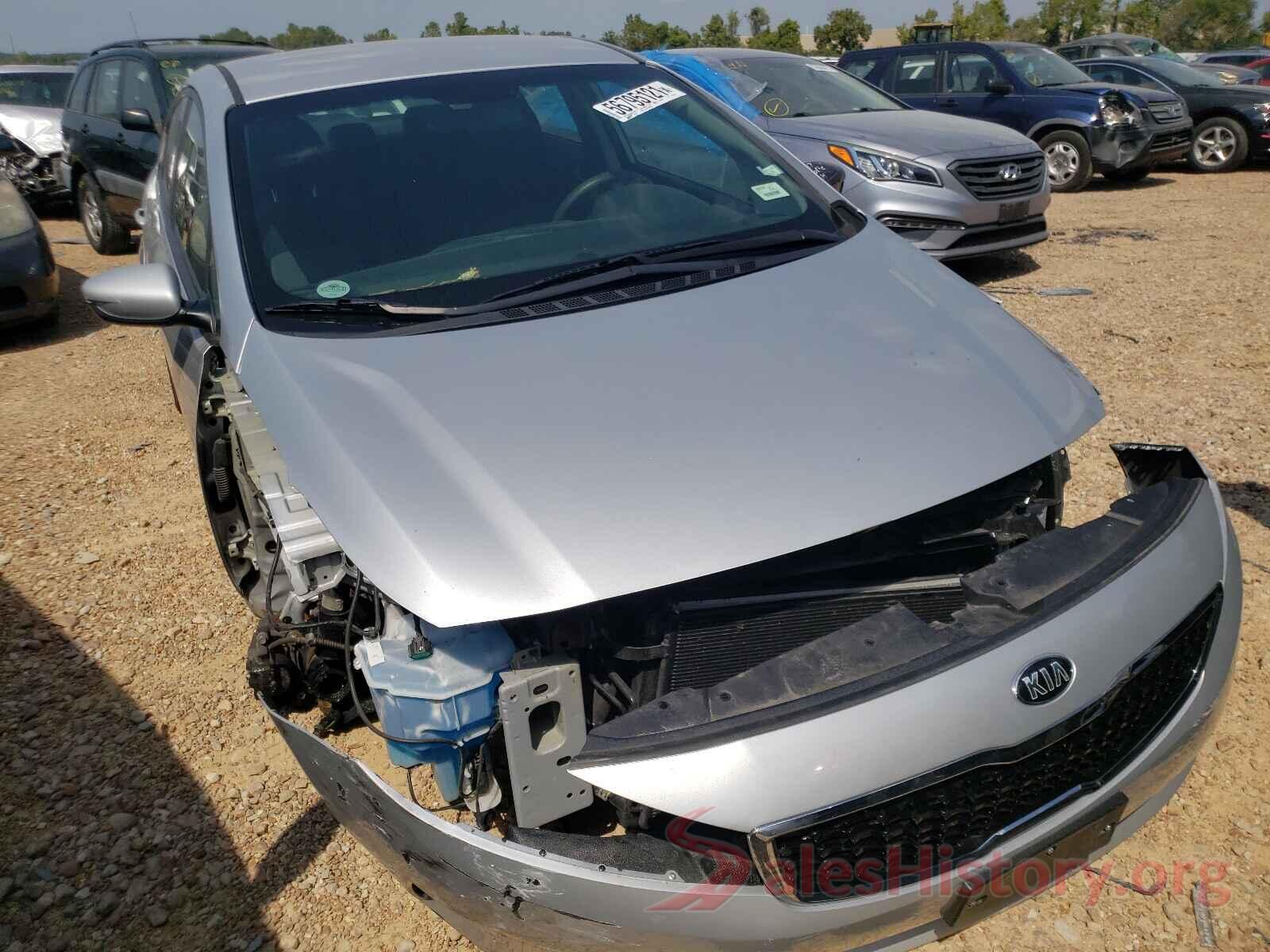 3KPFL4A7XJE248317 2018 KIA FORTE