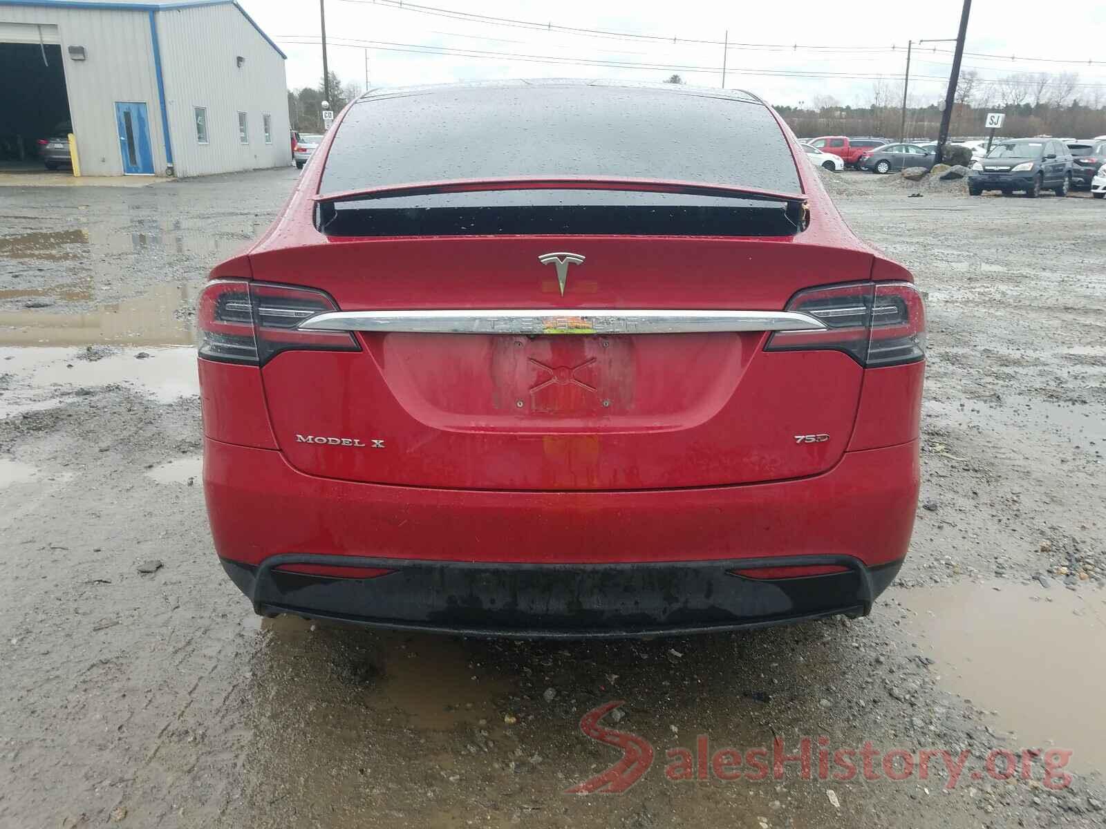 5YJXCAE28JF120976 2018 TESLA MODEL X