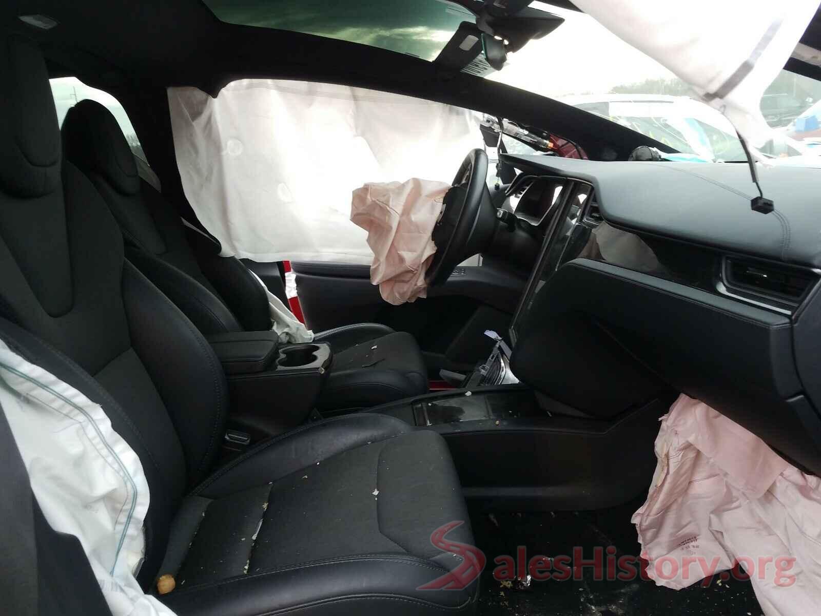 5YJXCAE28JF120976 2018 TESLA MODEL X