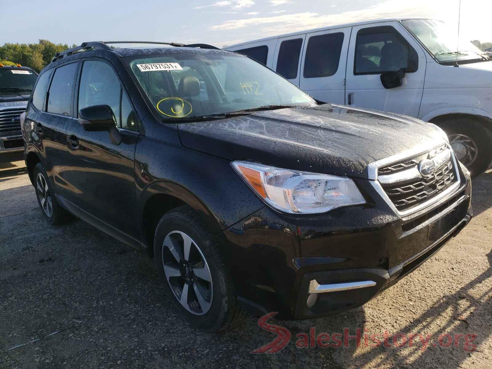 JF2SJAGC8JH473015 2018 SUBARU FORESTER