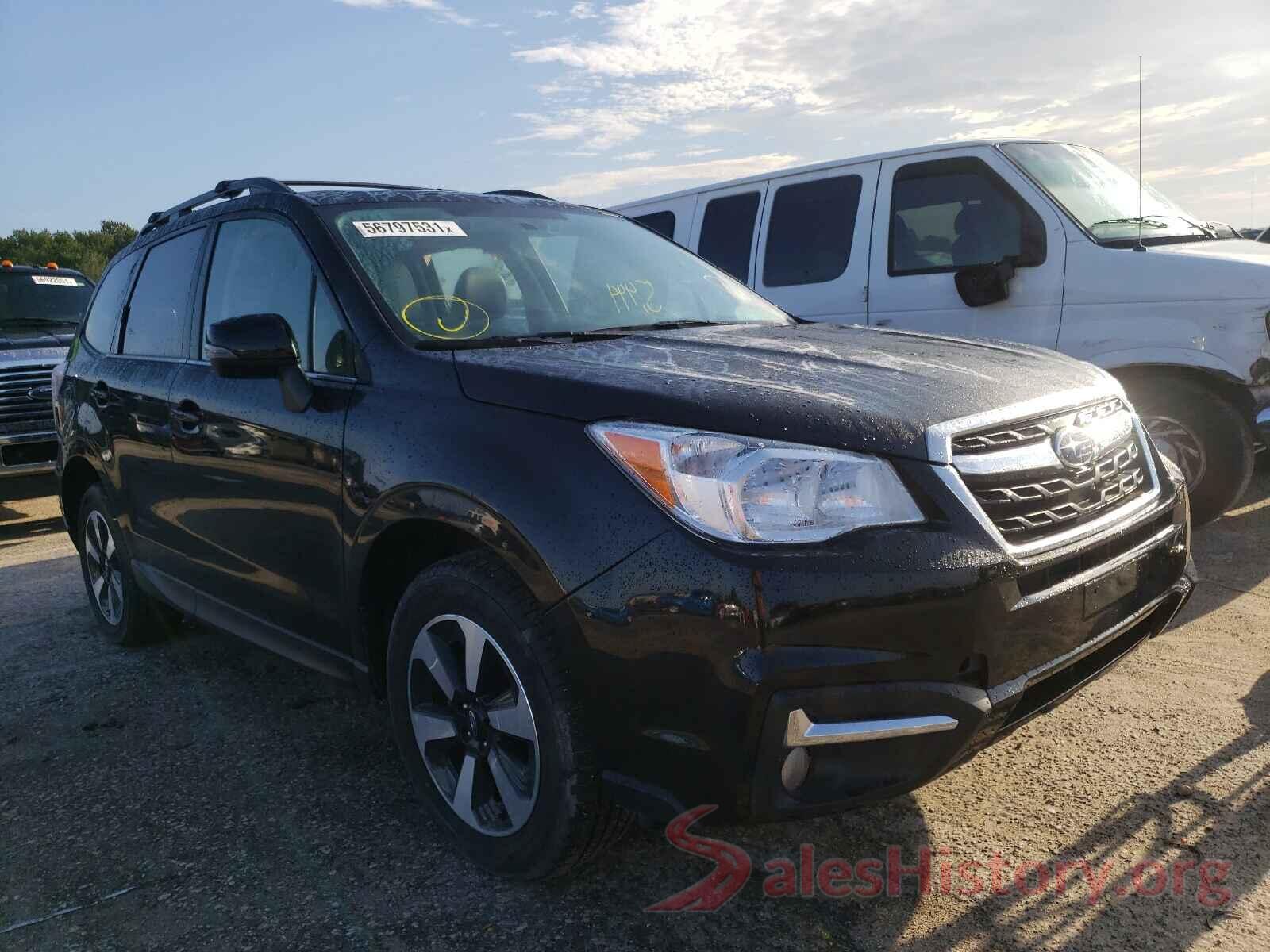 JF2SJAGC8JH473015 2018 SUBARU FORESTER