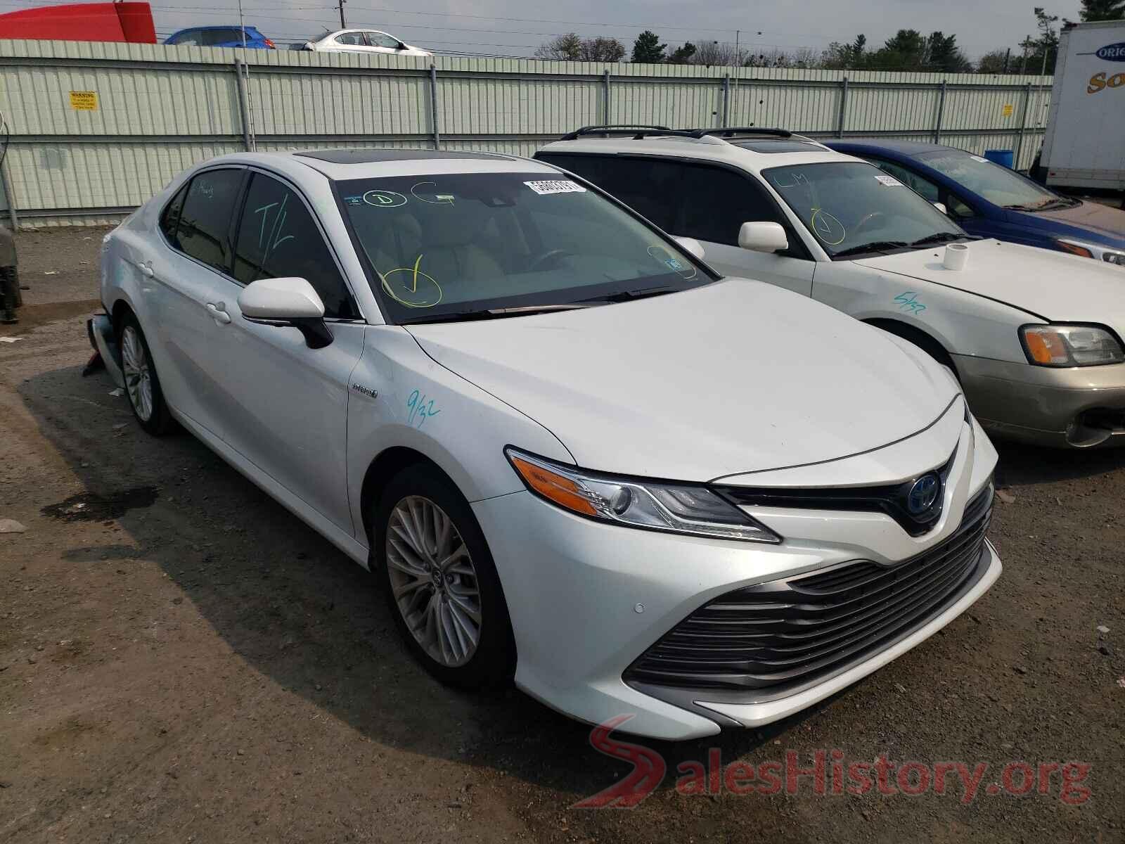 4T1B21HK7JU003708 2018 TOYOTA CAMRY