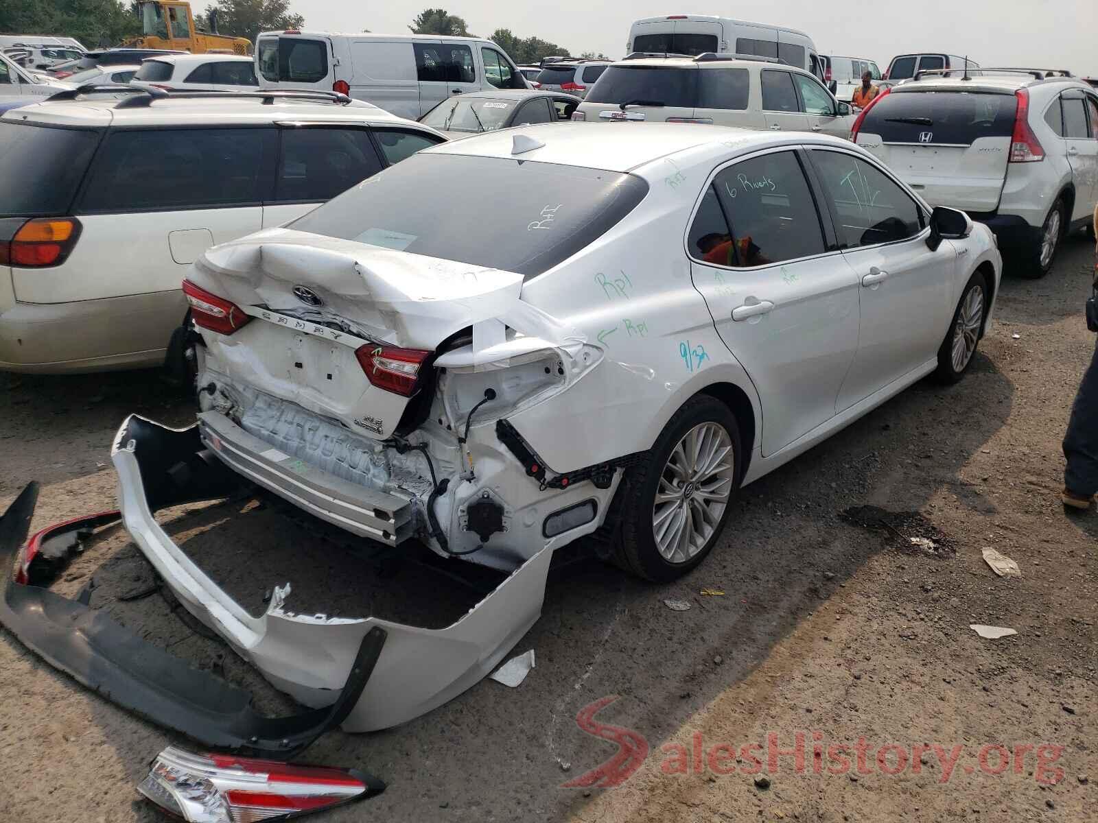 4T1B21HK7JU003708 2018 TOYOTA CAMRY