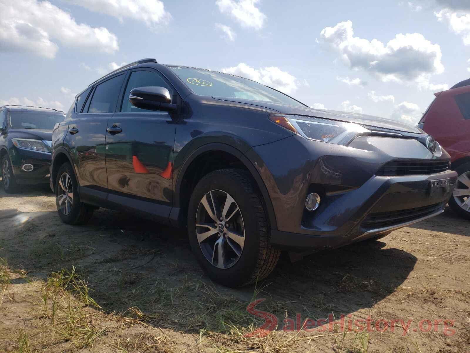 2T3RFREV0JW814273 2018 TOYOTA RAV4