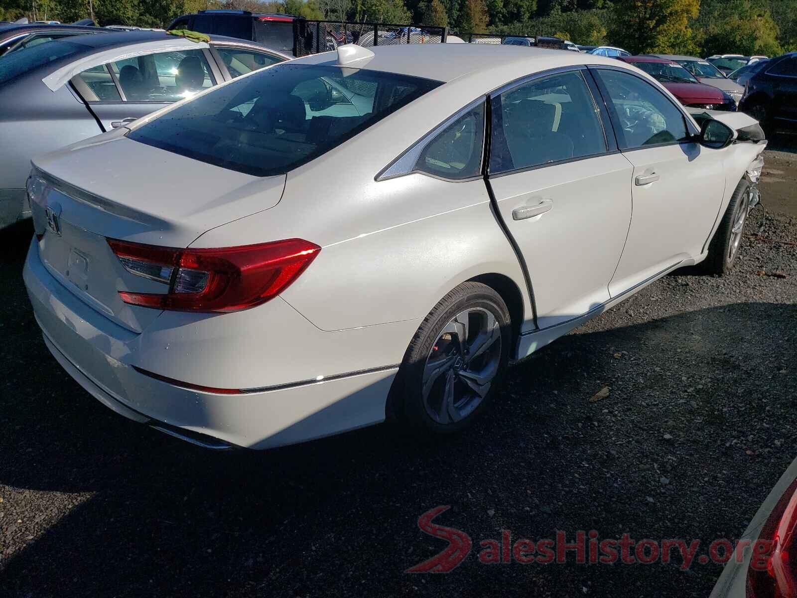 1HGCV1F52JA063833 2018 HONDA ACCORD