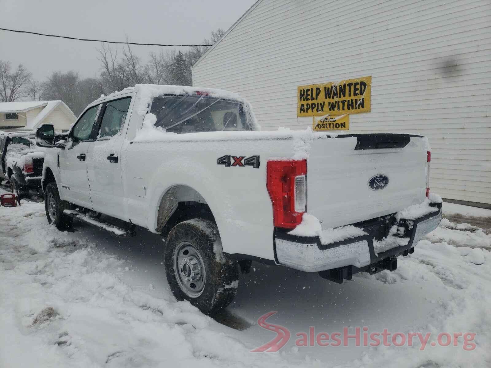 1FT7W2BT7JEB79383 2018 FORD F250