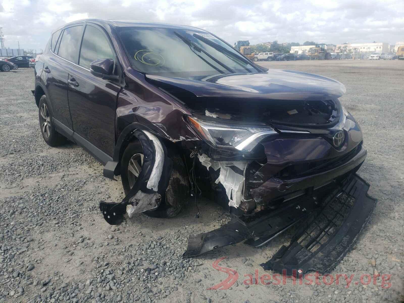 2T3WFREV0JW465277 2018 TOYOTA RAV4