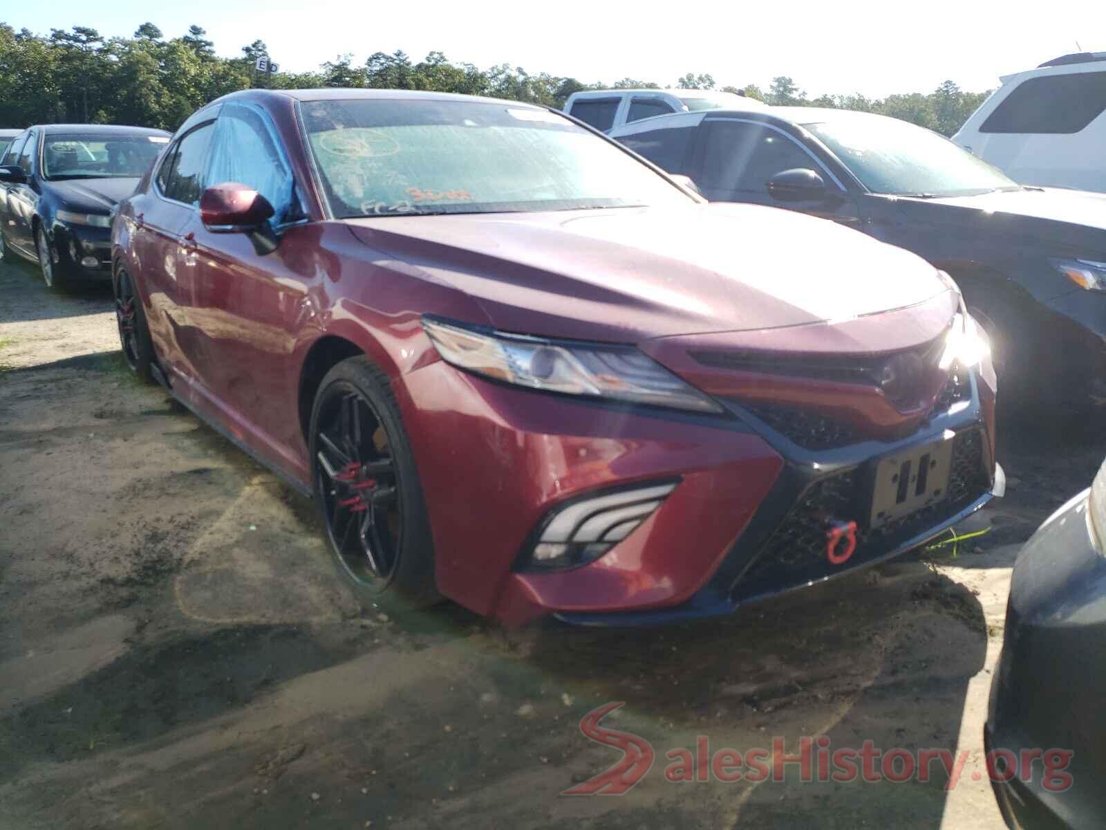 4T1B61HK8JU602511 2018 TOYOTA CAMRY