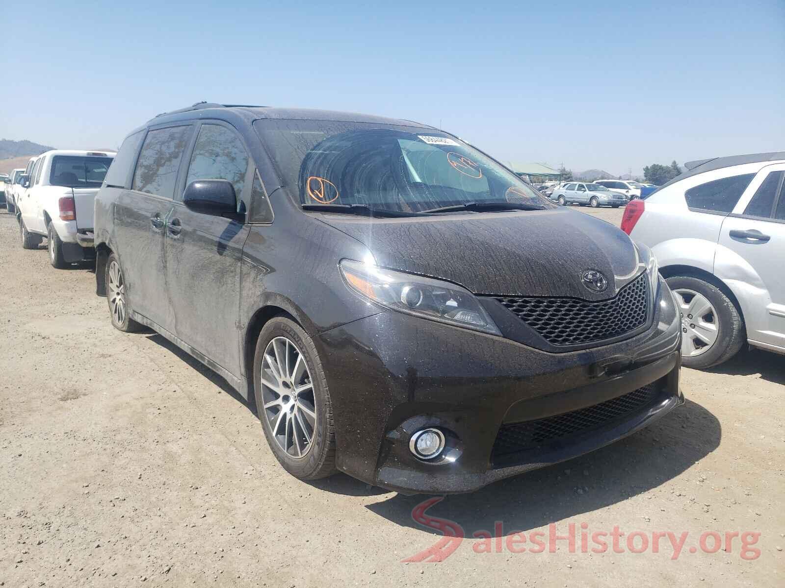 5TDXZ3DC8HS894591 2017 TOYOTA SIENNA