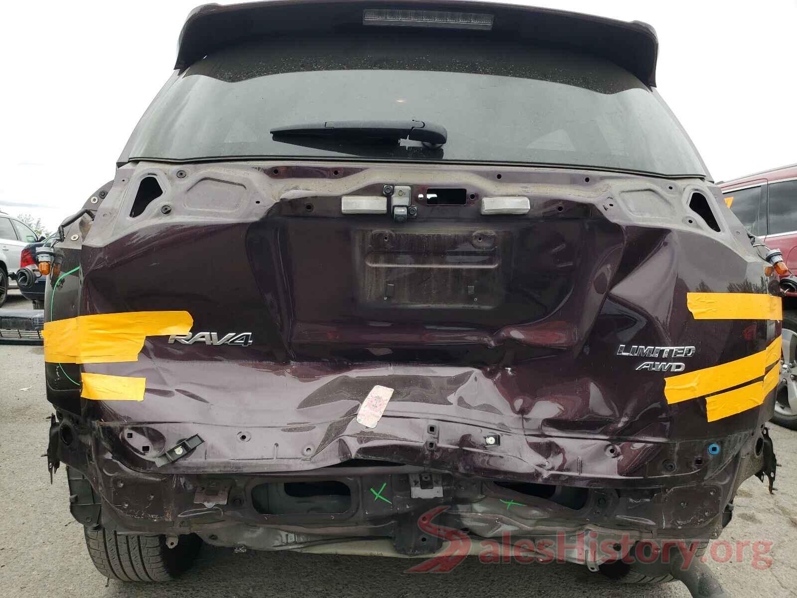 2T3DFREV2JW854395 2018 TOYOTA RAV4