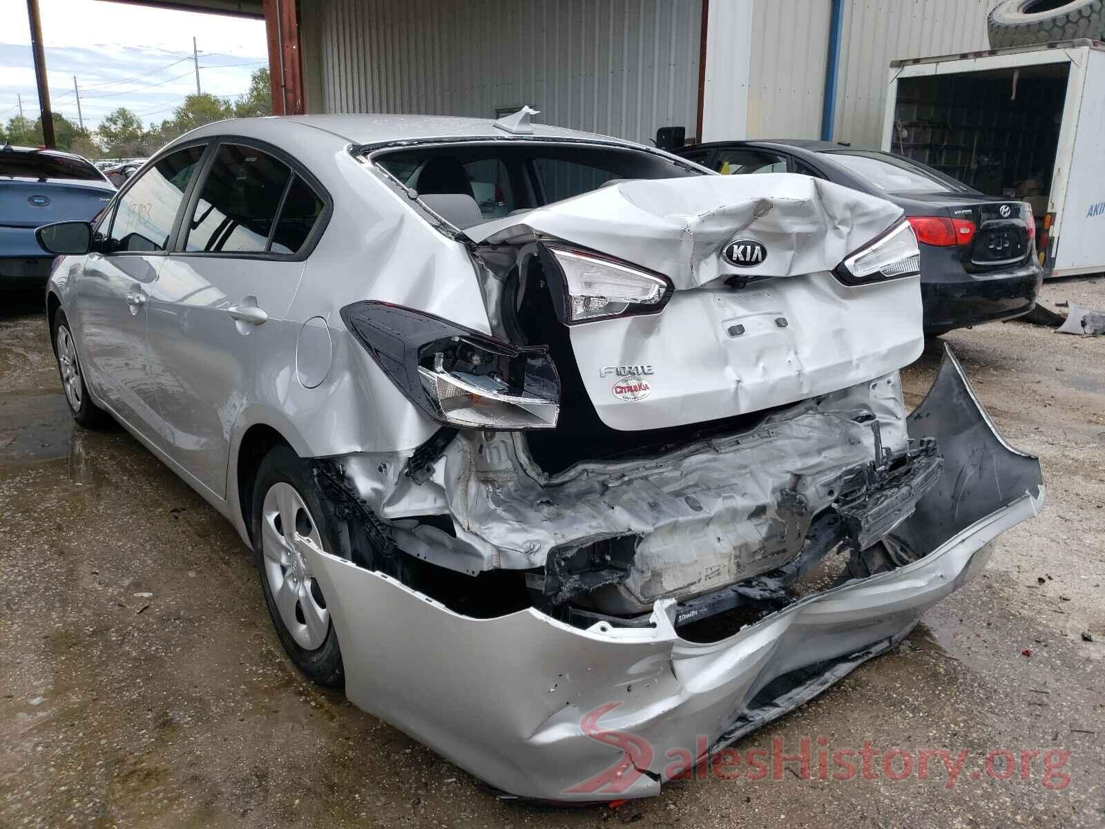 3KPFL4A79JE281907 2018 KIA FORTE