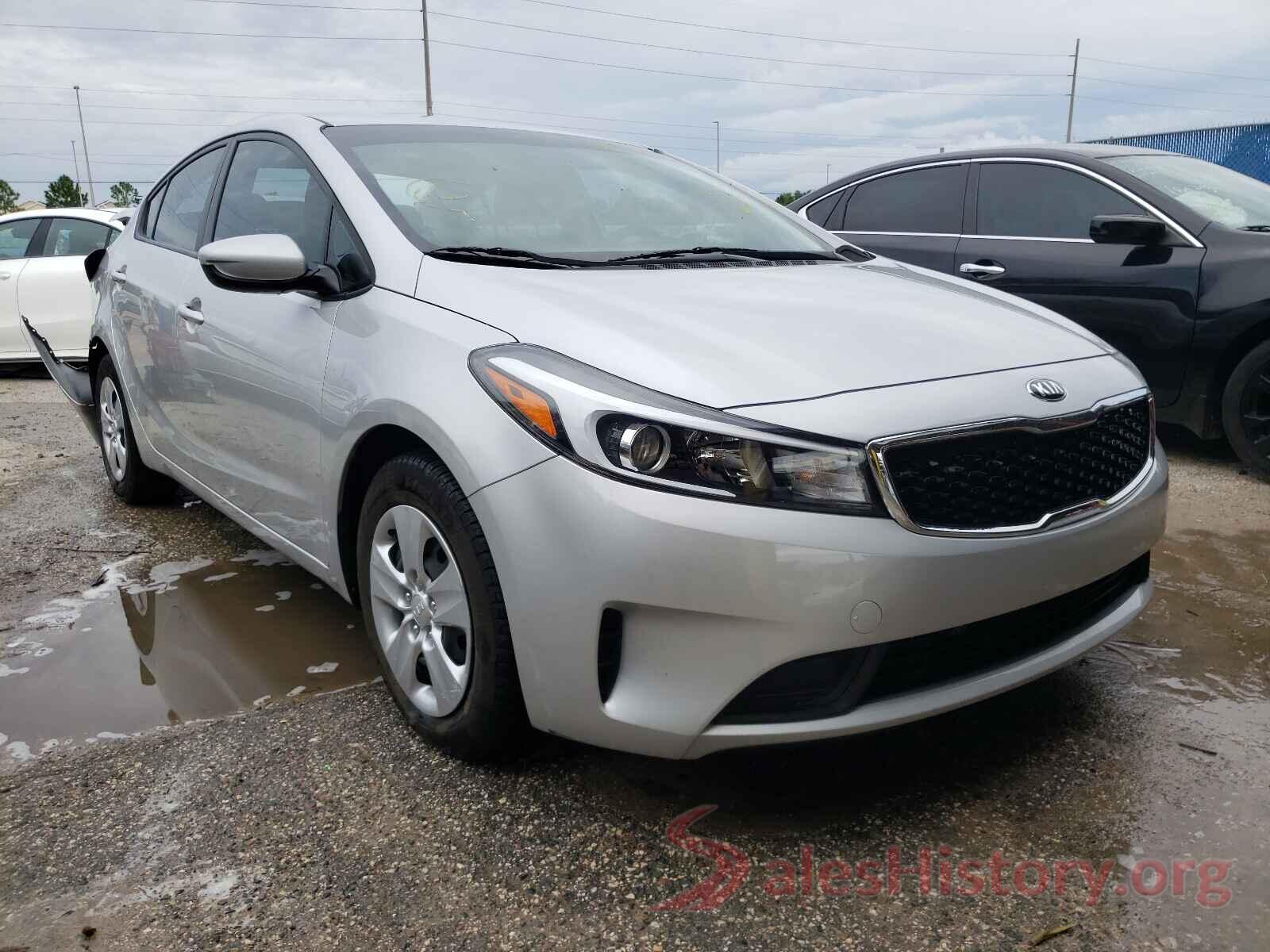 3KPFL4A79JE281907 2018 KIA FORTE