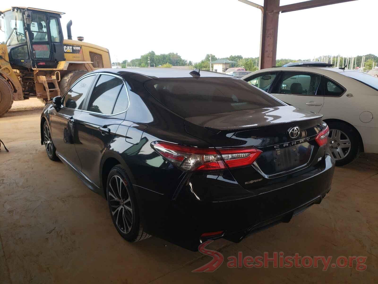 4T1B11HK5KU181427 2019 TOYOTA CAMRY