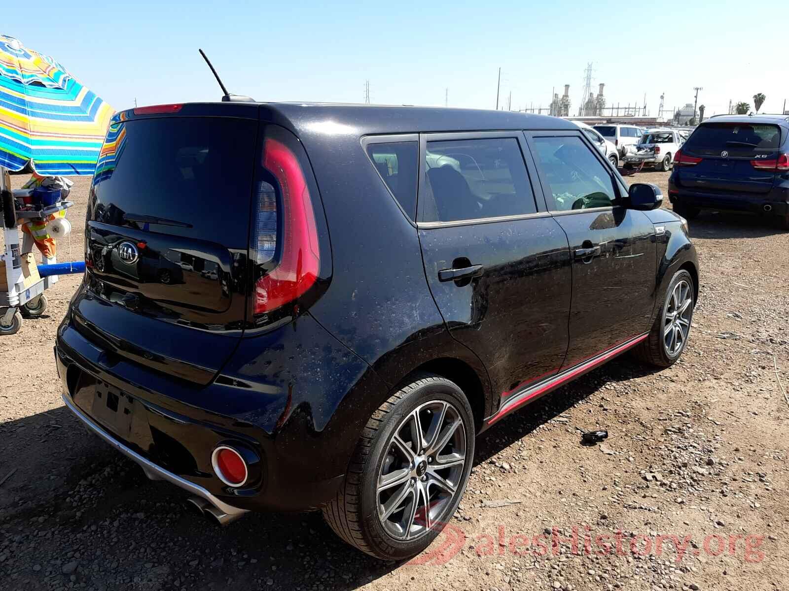 KNDJX3AA8J7540536 2018 KIA SOUL