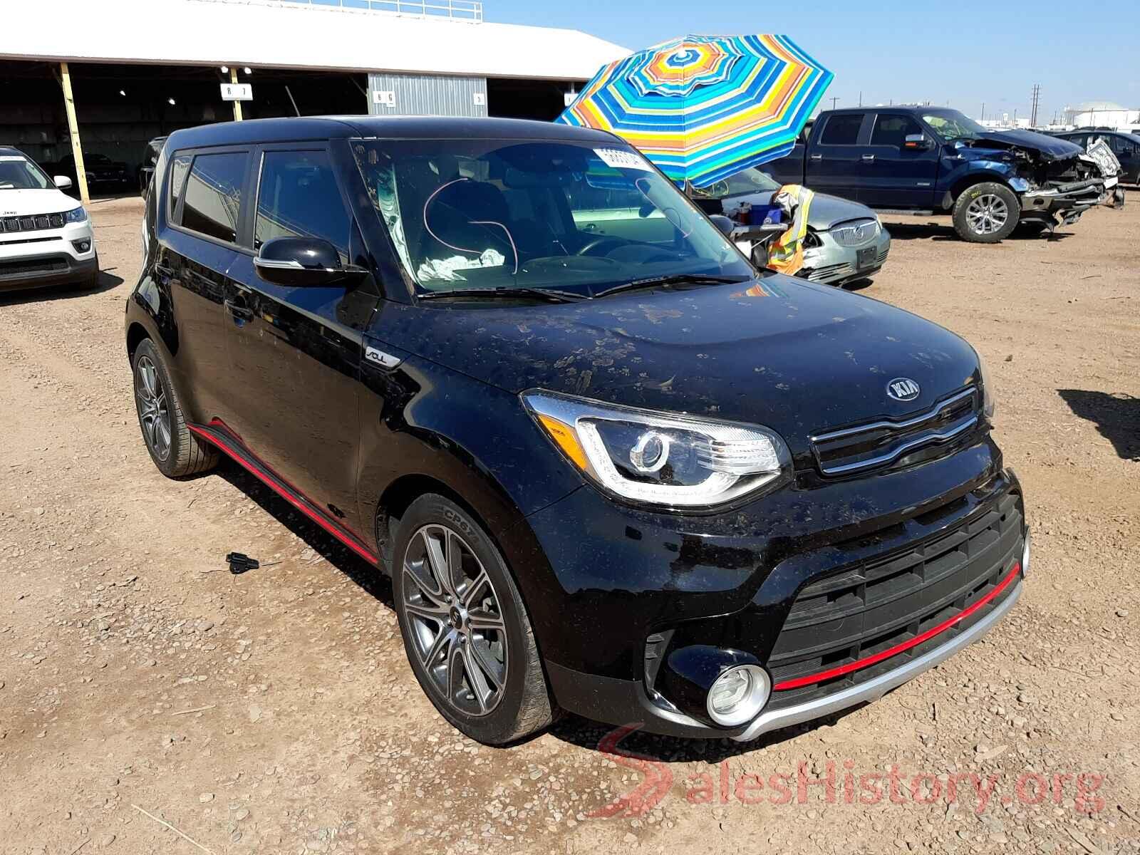 KNDJX3AA8J7540536 2018 KIA SOUL