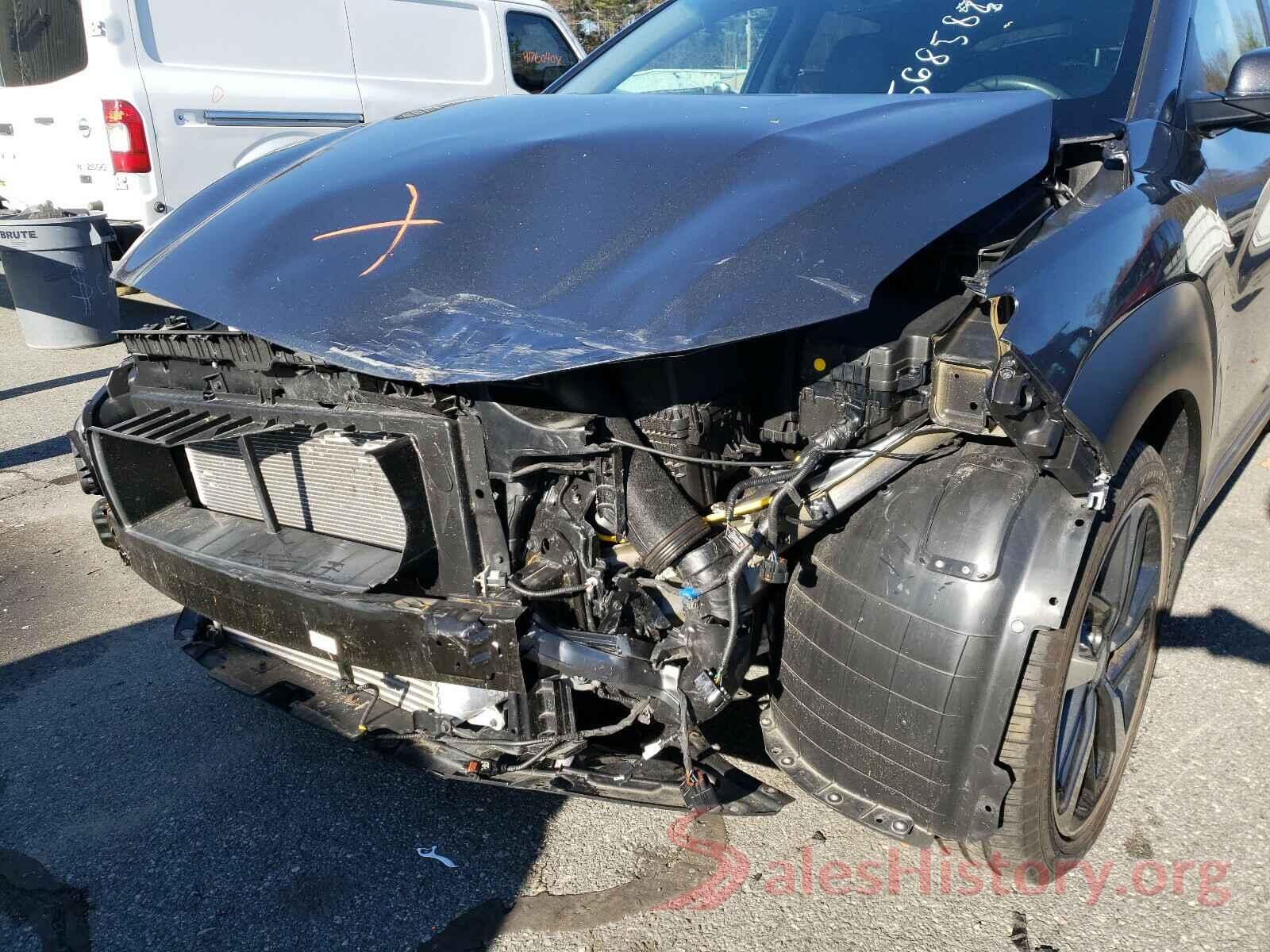 KM8K3CA52JU065885 2018 HYUNDAI KONA