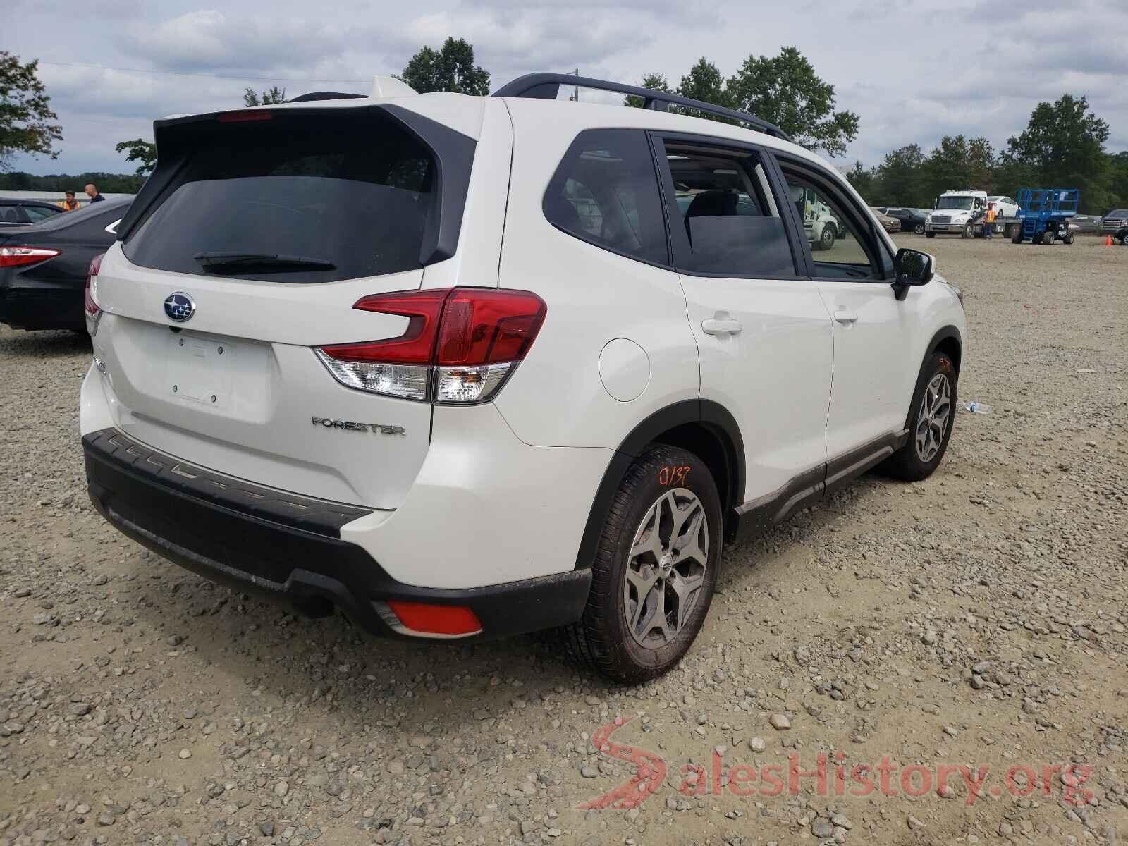 JF2SKAJC0MH518961 2021 SUBARU FORESTER