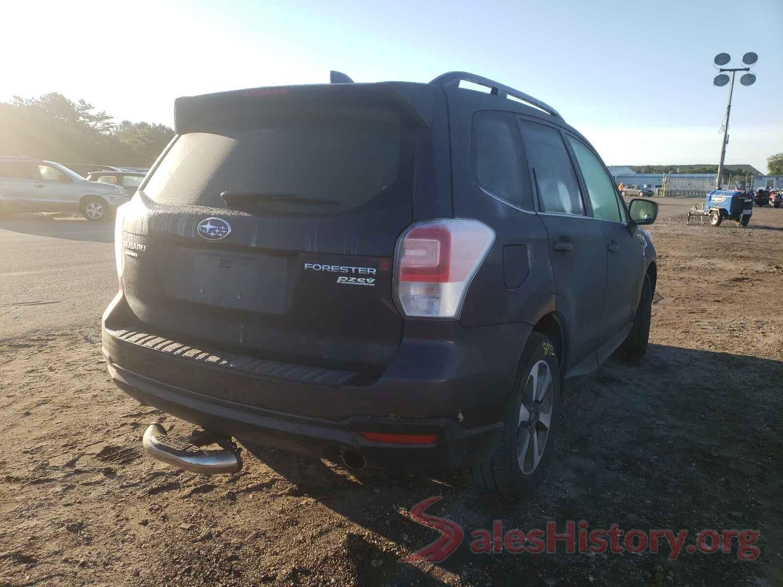 JF2SJAJC7HH445628 2017 SUBARU FORESTER