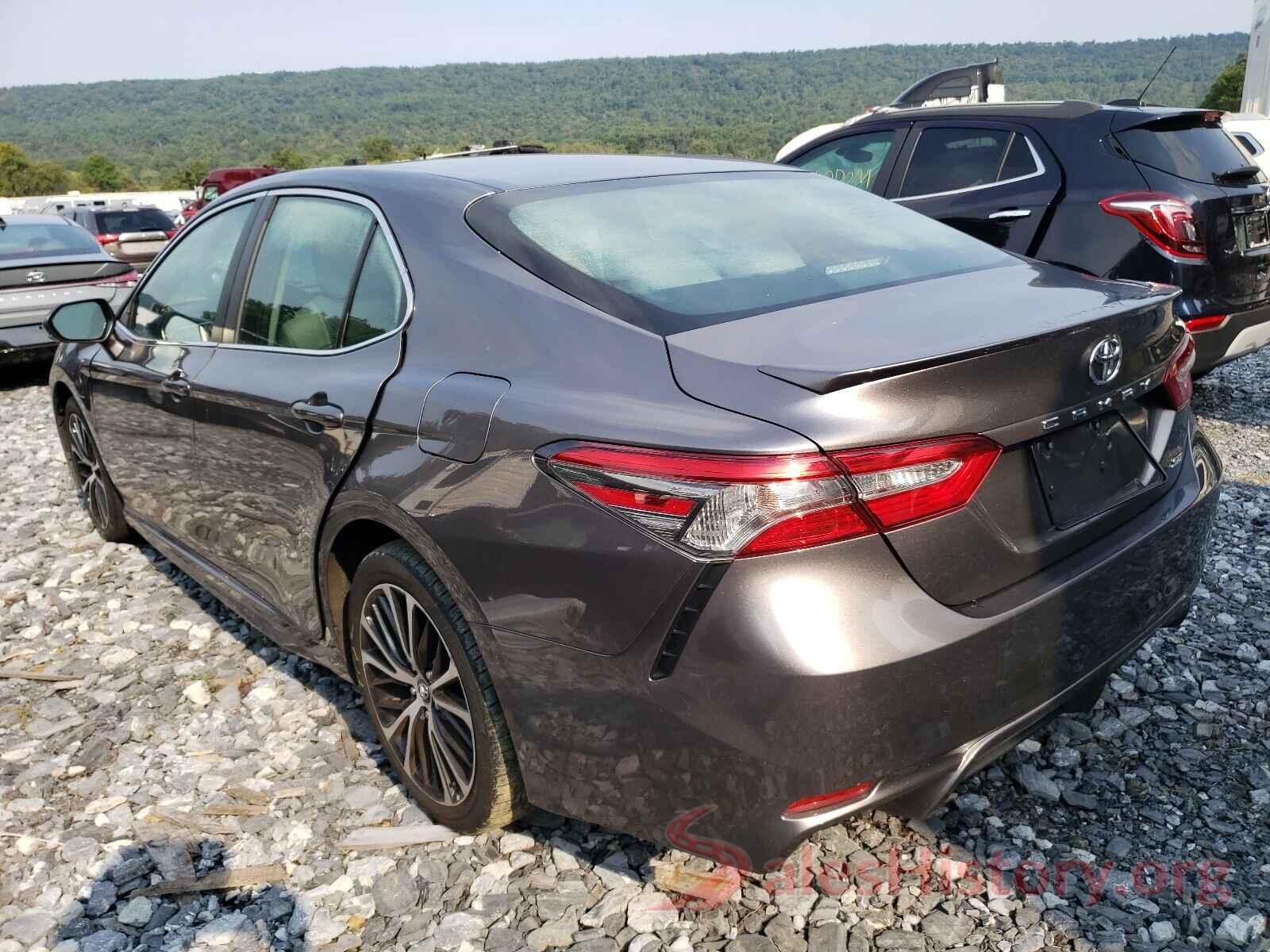 4T1B11HK0JU667982 2018 TOYOTA CAMRY