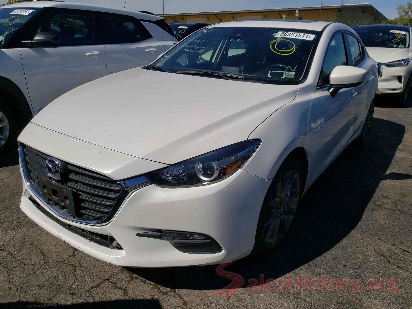 3MZBN1V32JM175963 2018 MAZDA 3