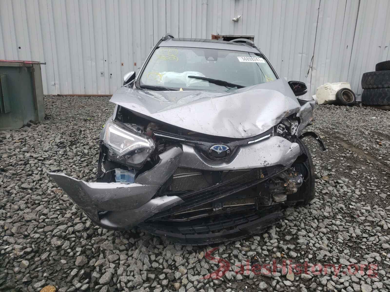 JTMDJREV1JD193499 2018 TOYOTA RAV4