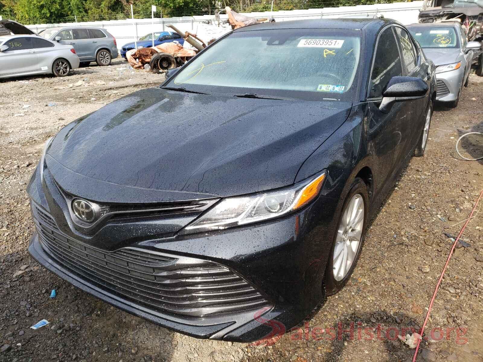 JTNB11HKXJ3040261 2018 TOYOTA CAMRY