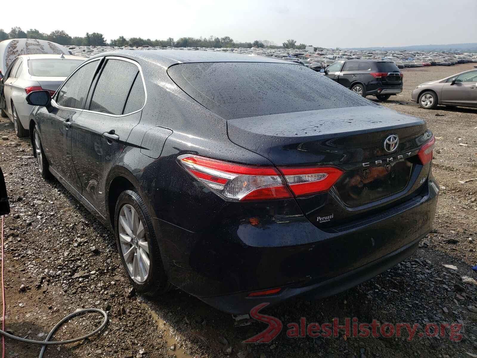 JTNB11HKXJ3040261 2018 TOYOTA CAMRY