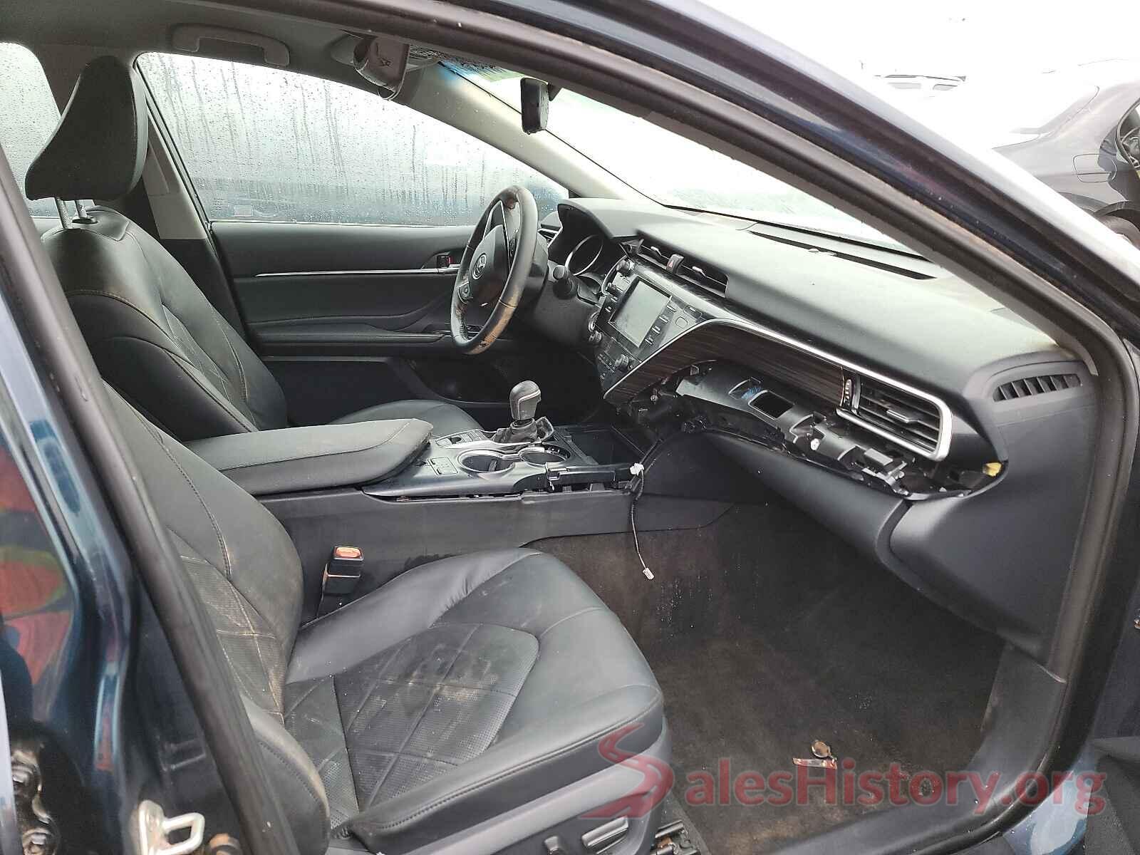 4T1B11HK8JU503105 2018 TOYOTA CAMRY