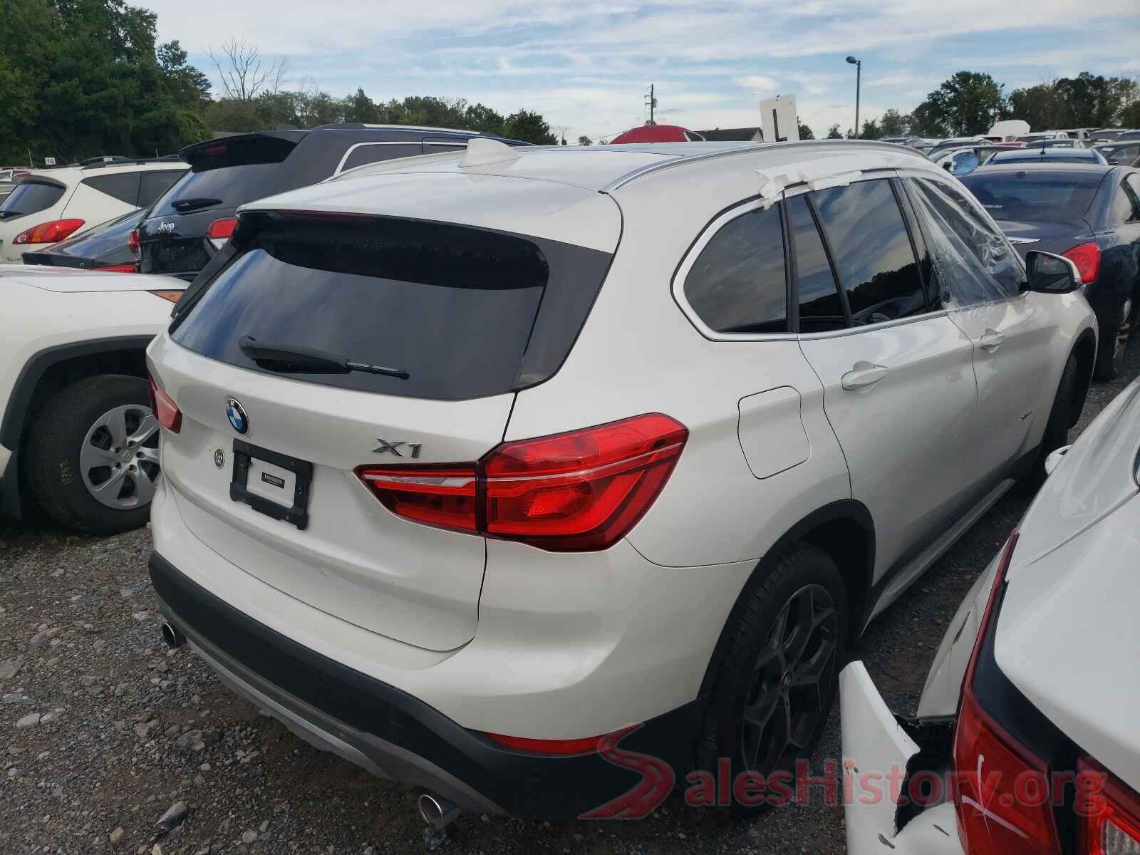 WBXHT3C34J5L24108 2018 BMW X1