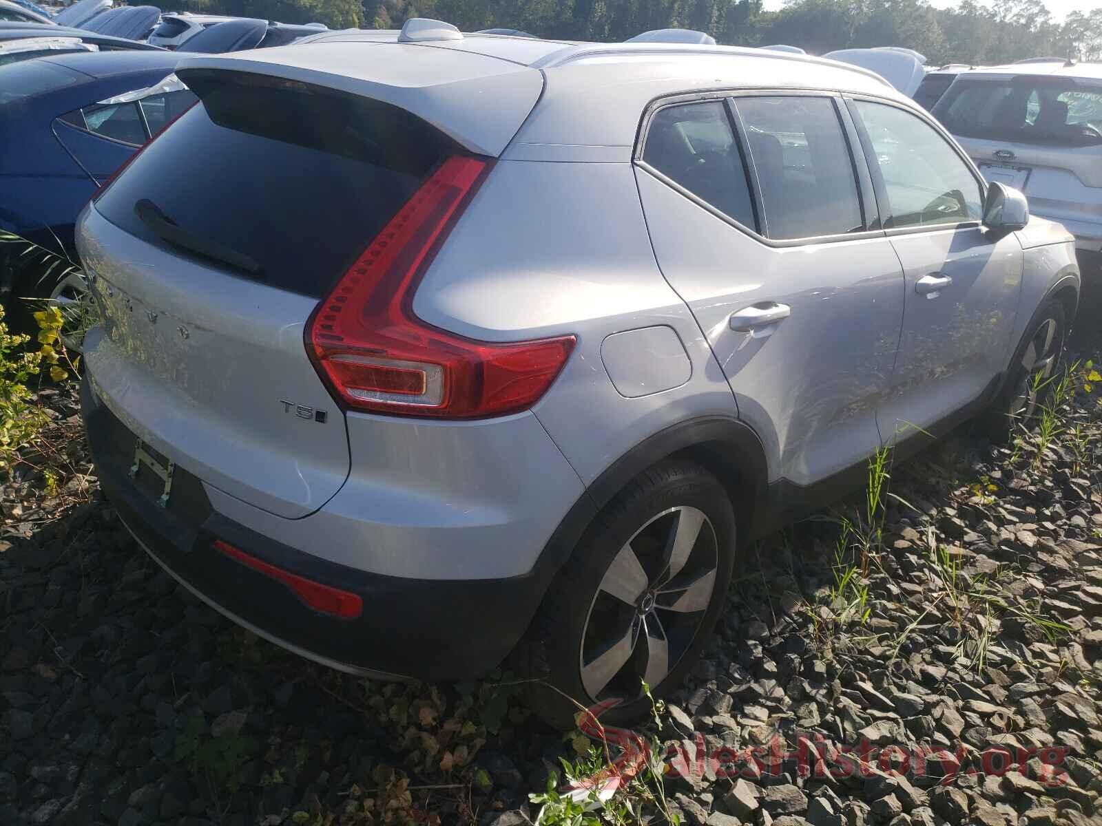 YV4162UK0L2243131 2020 VOLVO XC40