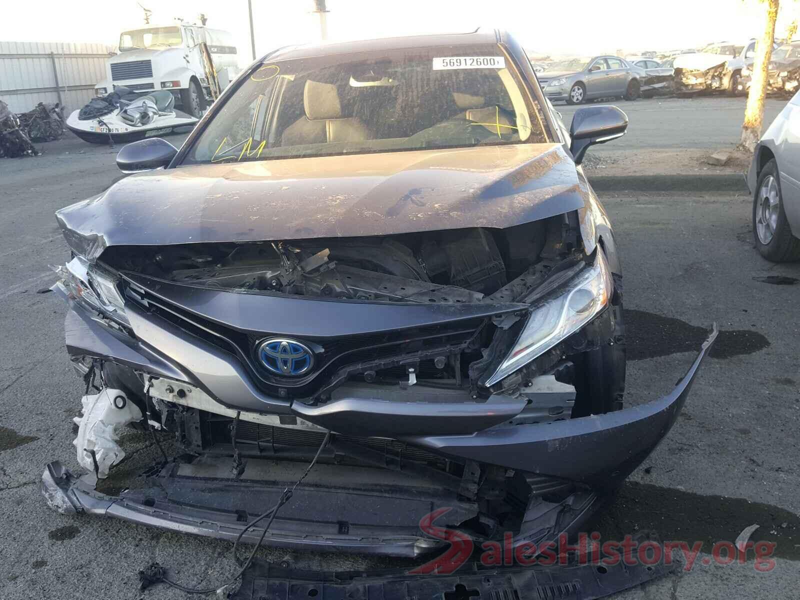 4T1B21HK7JU501035 2018 TOYOTA CAMRY