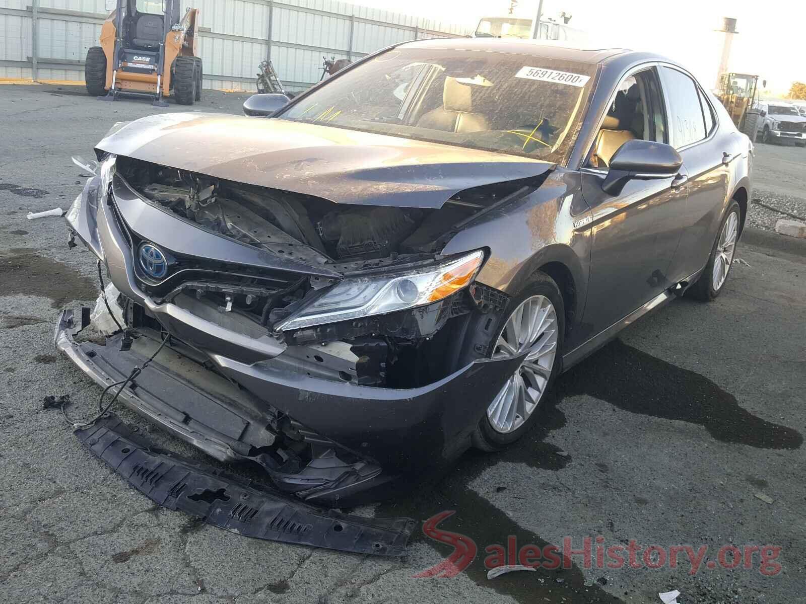 4T1B21HK7JU501035 2018 TOYOTA CAMRY