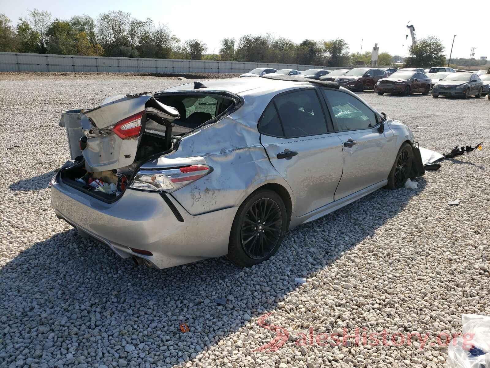 4T1B11HK3KU239261 2019 TOYOTA CAMRY