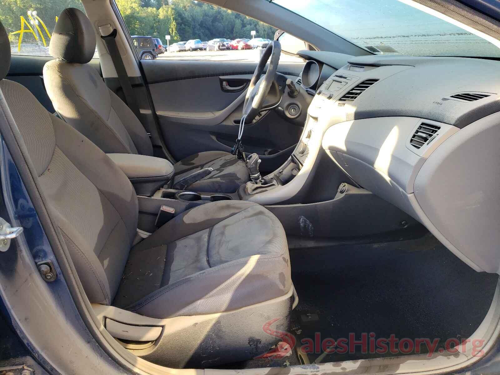 5NPDH4AE6GH784077 2016 HYUNDAI ELANTRA