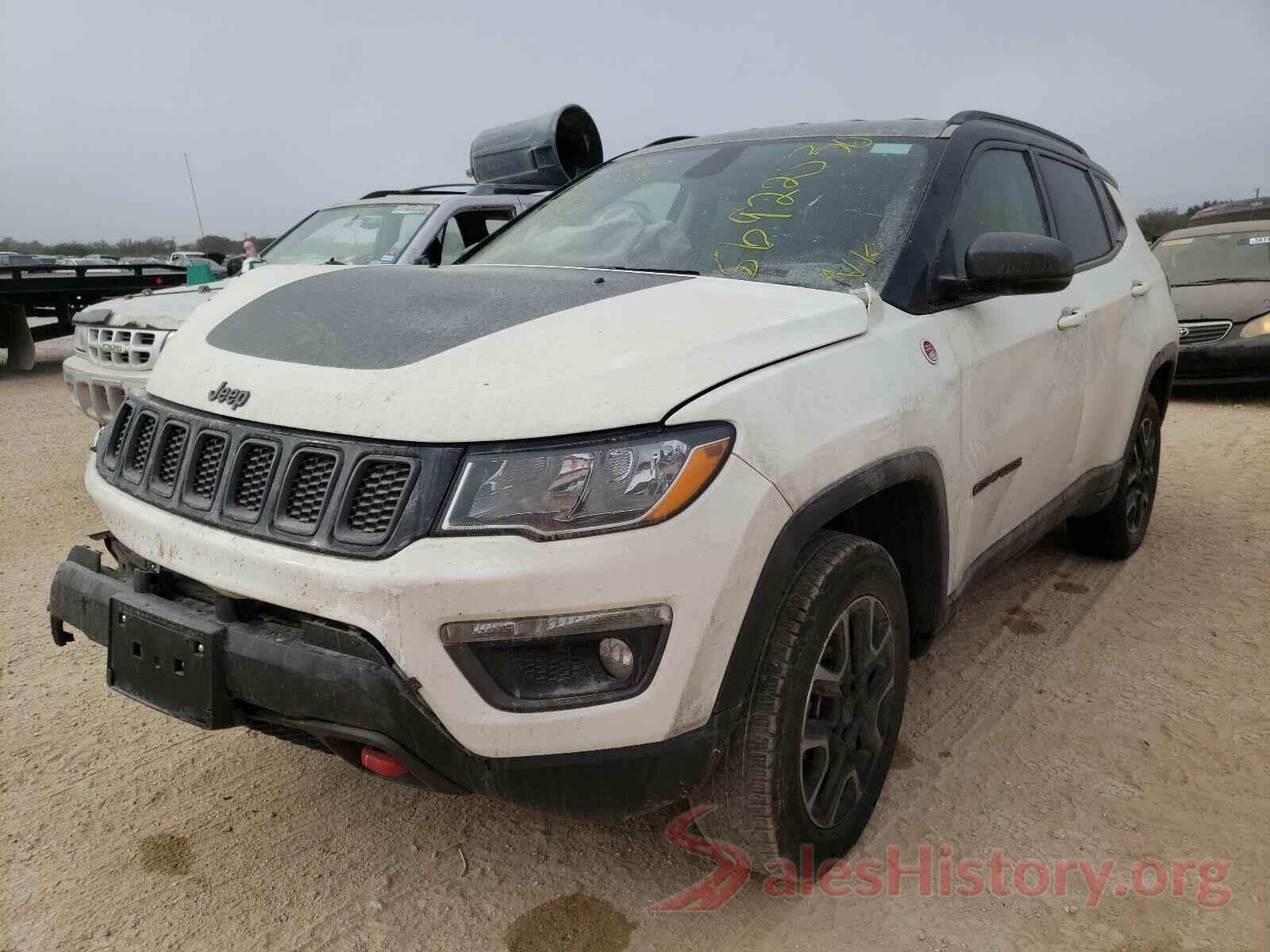 3C4NJDDBXKT739954 2019 JEEP COMPASS