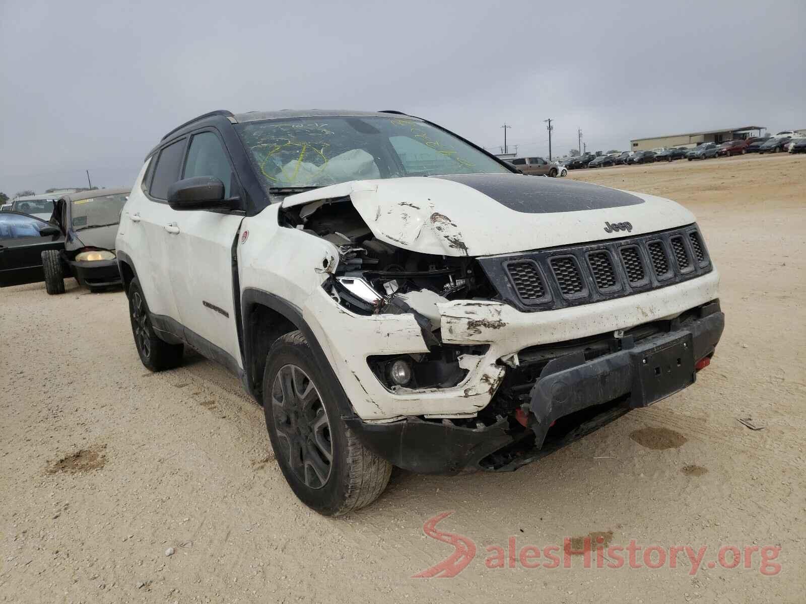 3C4NJDDBXKT739954 2019 JEEP COMPASS