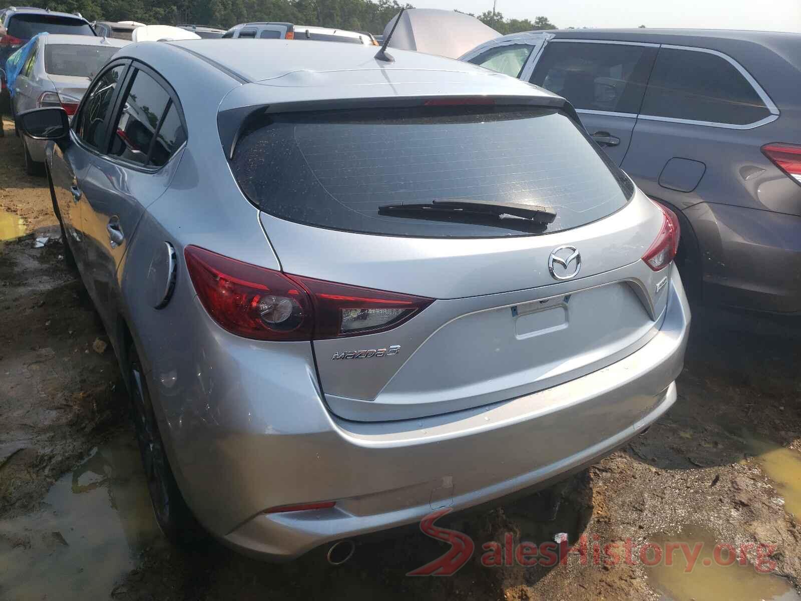 3MZBN1L3XJM179911 2018 MAZDA 3