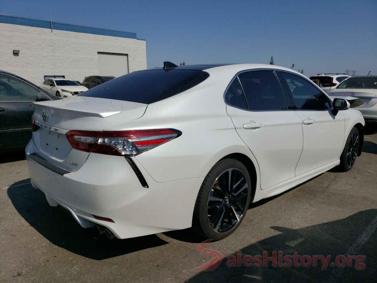 4T1BZ1HK2JU012408 2018 TOYOTA CAMRY