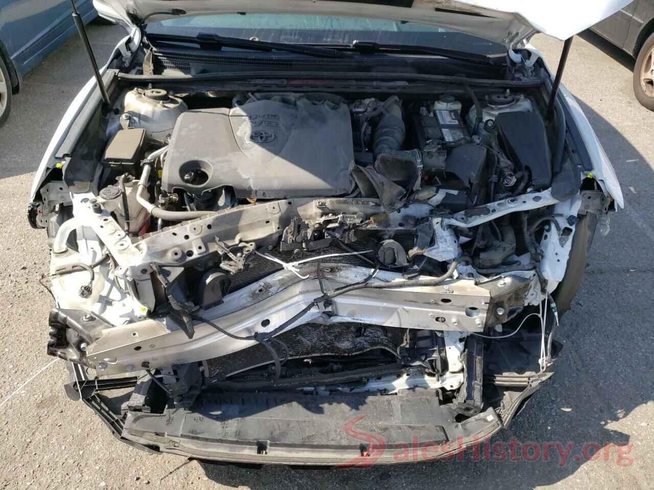 4T1BZ1HK2JU012408 2018 TOYOTA CAMRY