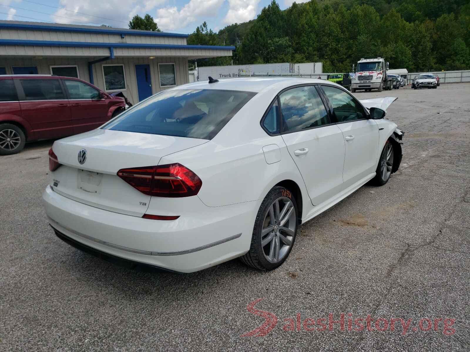 1VWAA7A33JC011316 2018 VOLKSWAGEN PASSAT