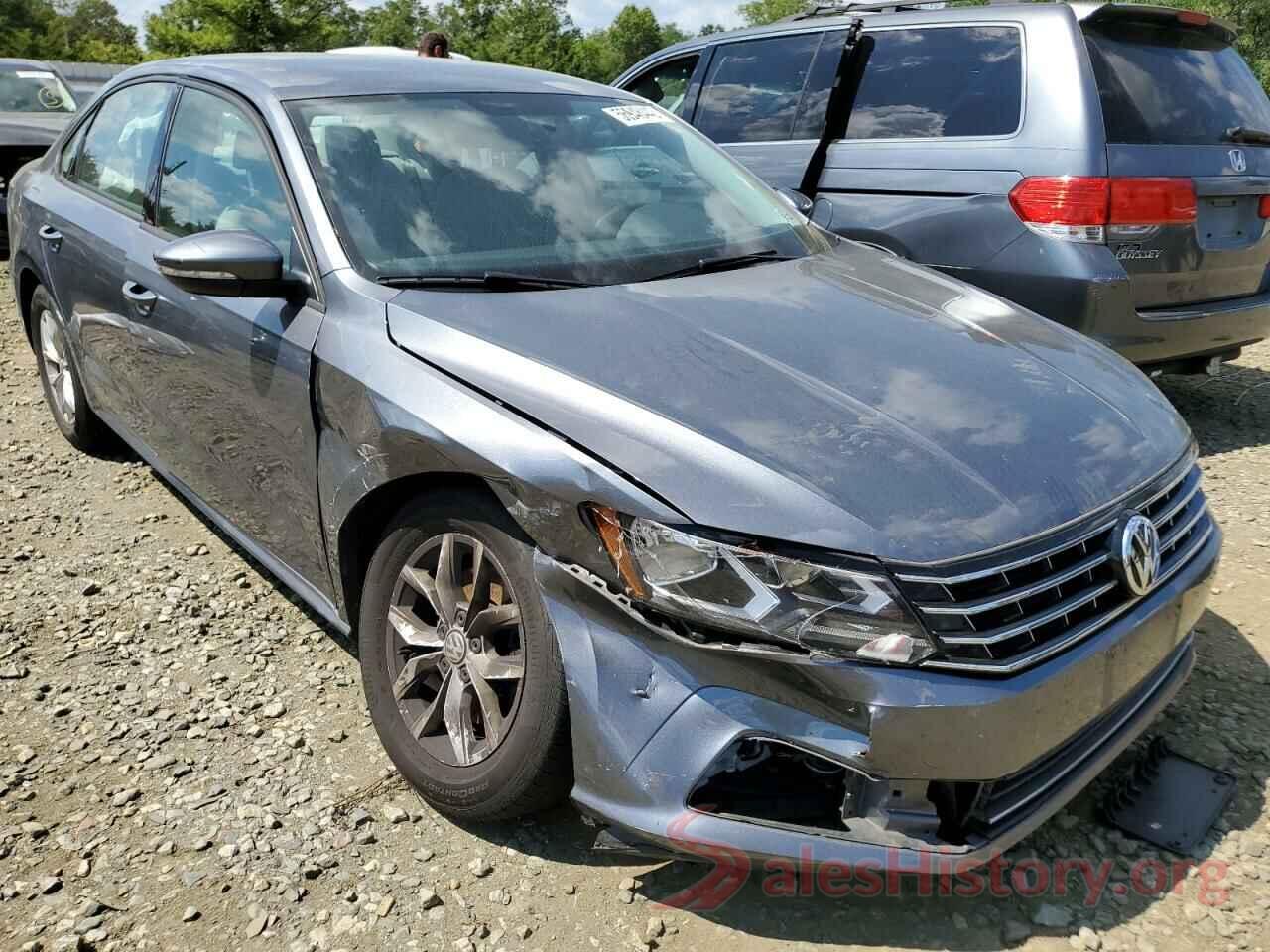 1VWAA7A30JC044483 2018 VOLKSWAGEN PASSAT