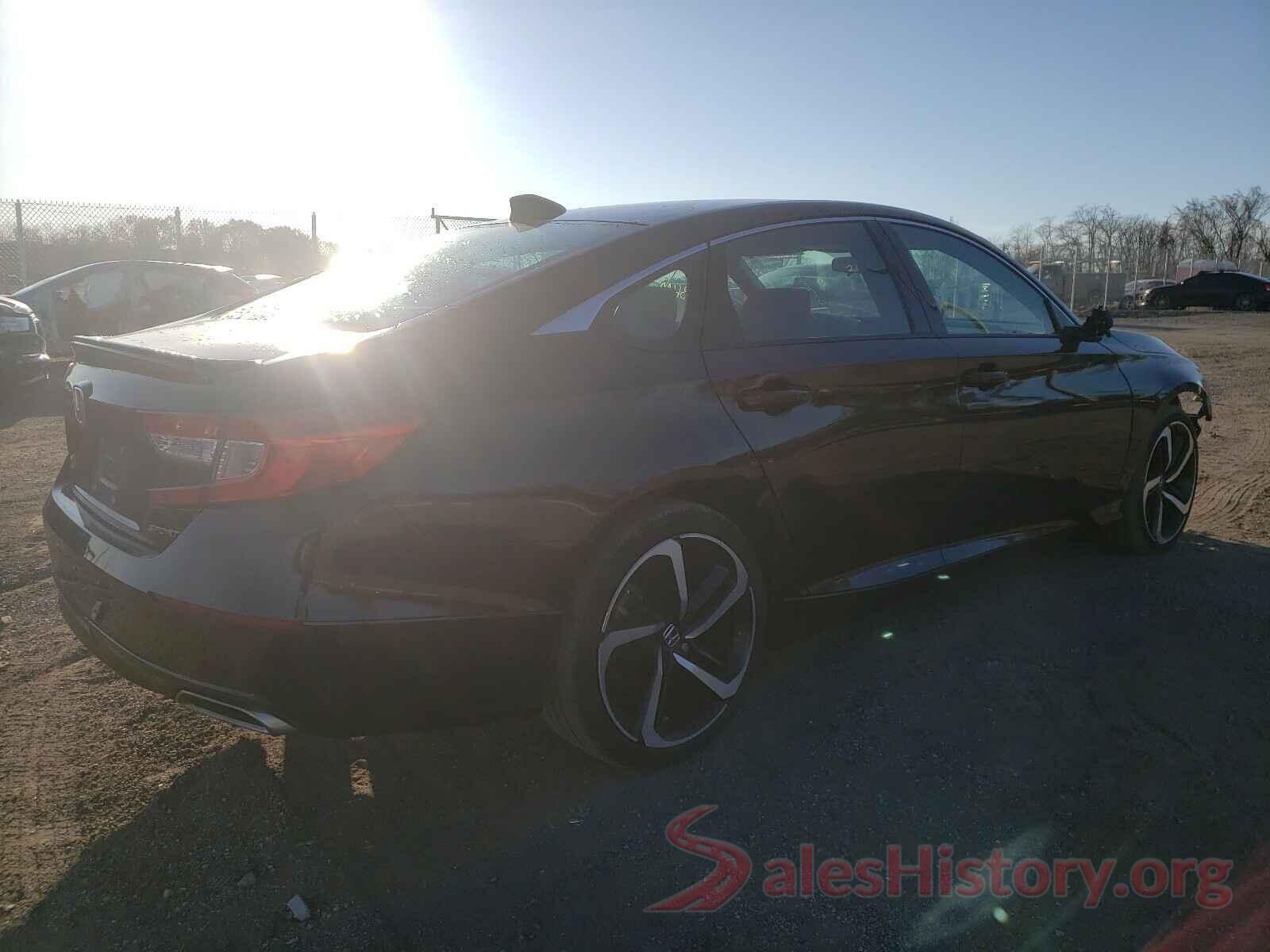 1HGCV1F36JA239619 2018 HONDA ACCORD