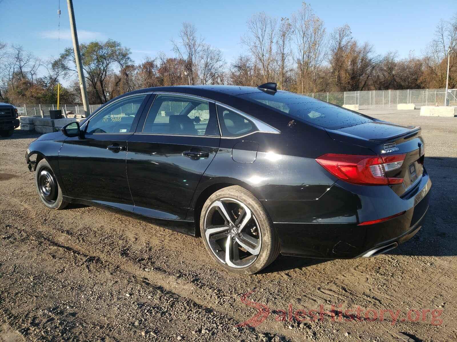 1HGCV1F36JA239619 2018 HONDA ACCORD