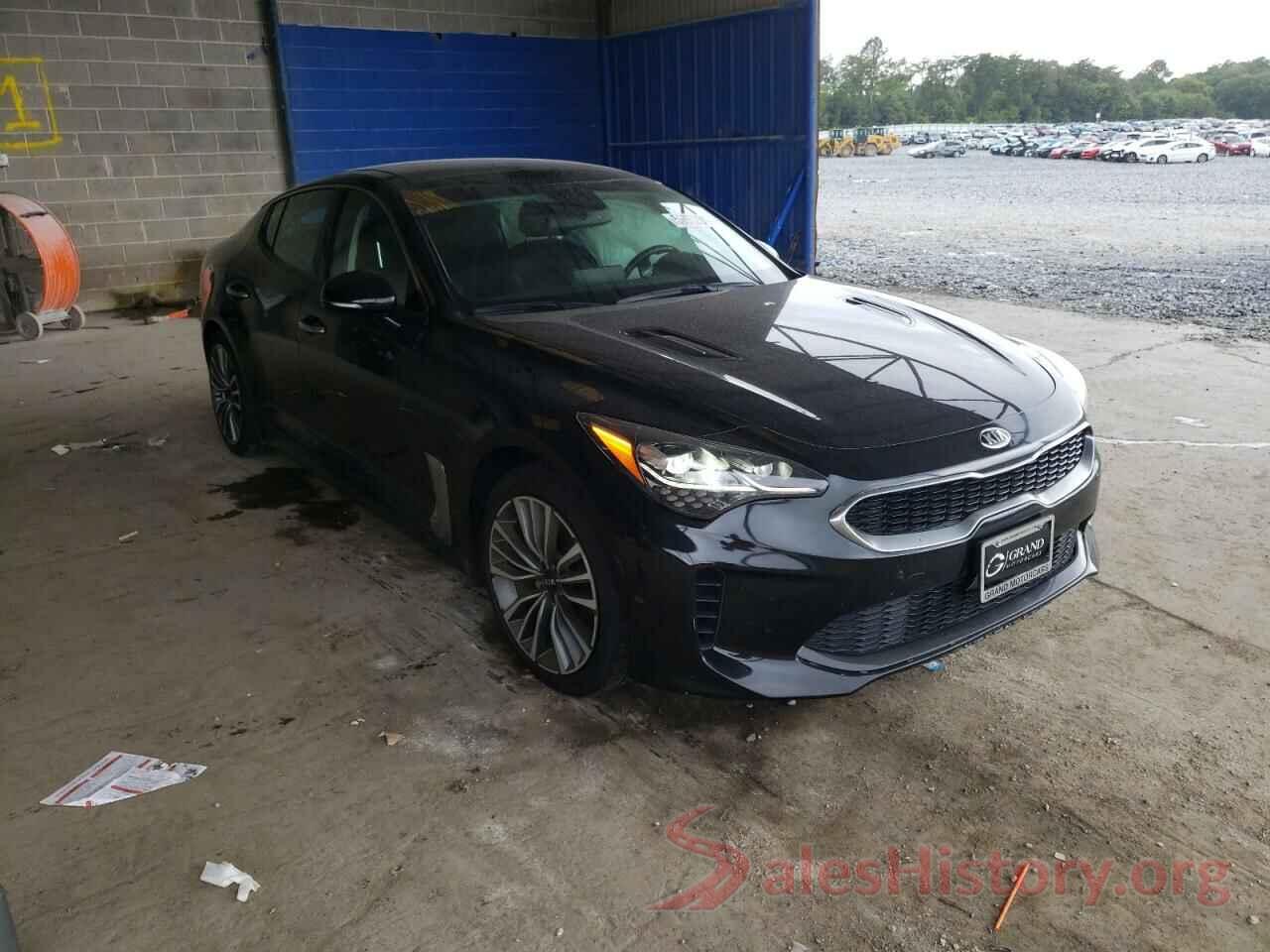 KNAE25LA1J6017662 2018 KIA STINGER