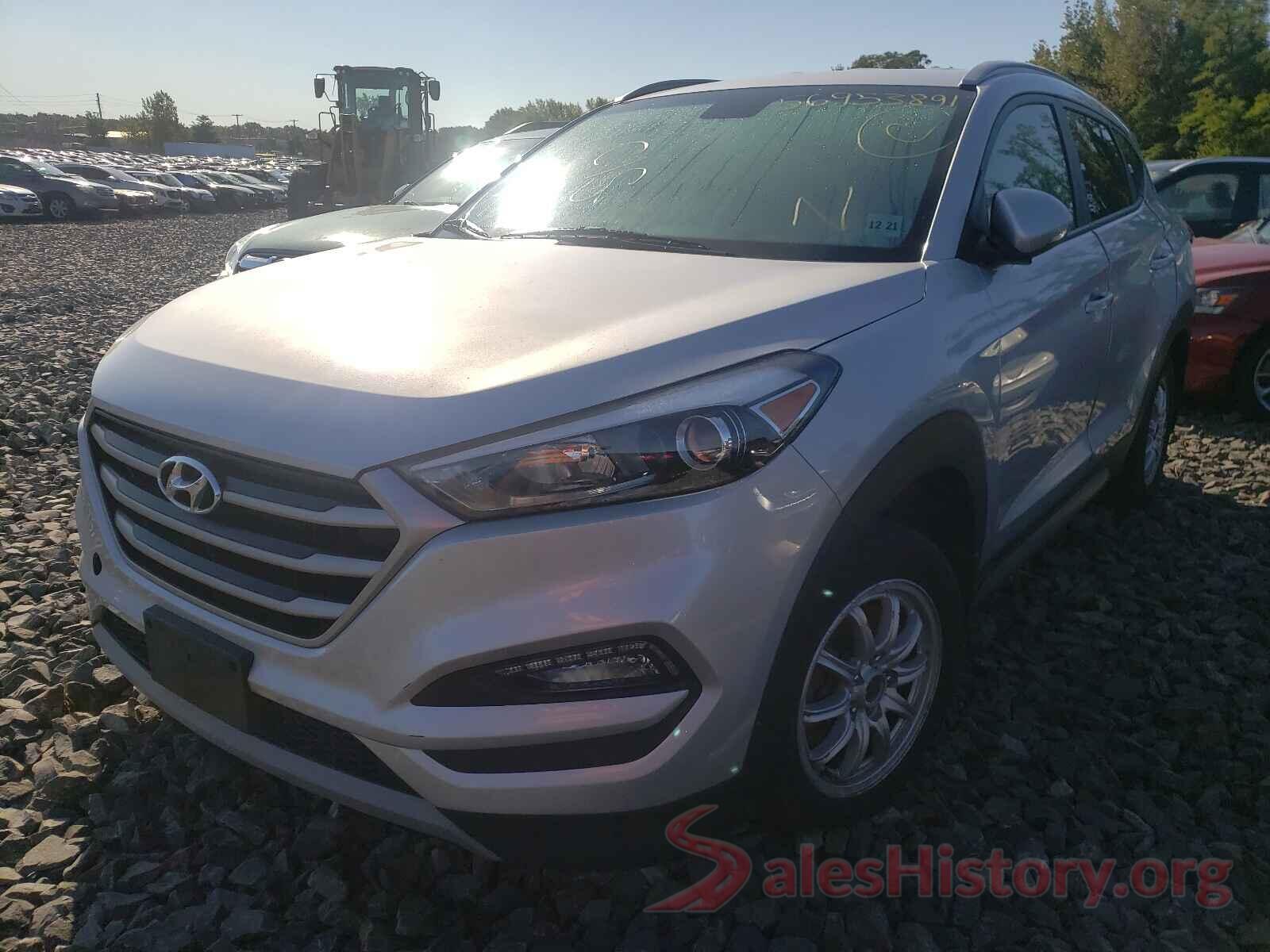 KM8J3CA24HU330348 2017 HYUNDAI TUCSON