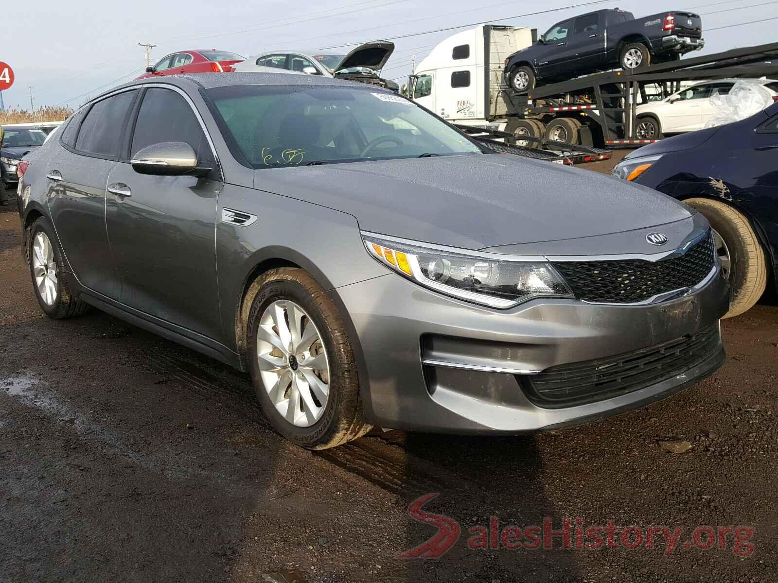 5XXGT4L30JG256903 2018 KIA OPTIMA