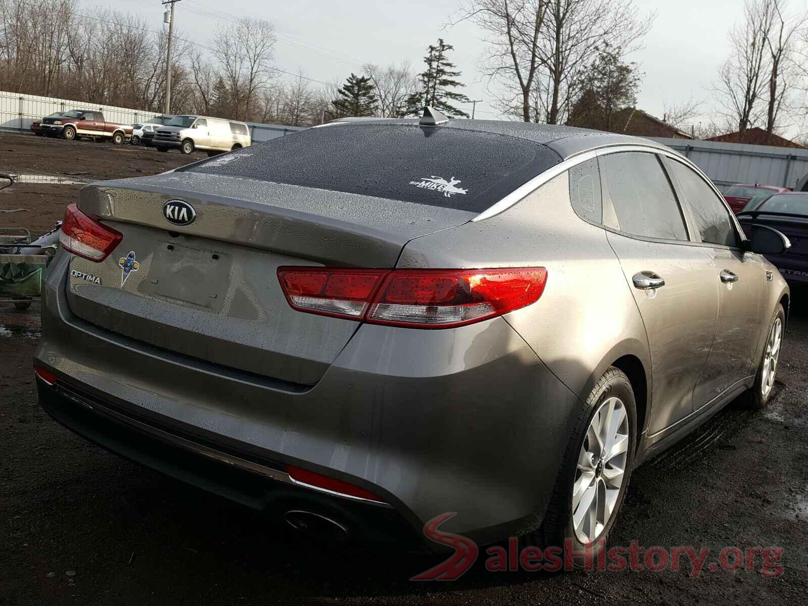 5XXGT4L30JG256903 2018 KIA OPTIMA